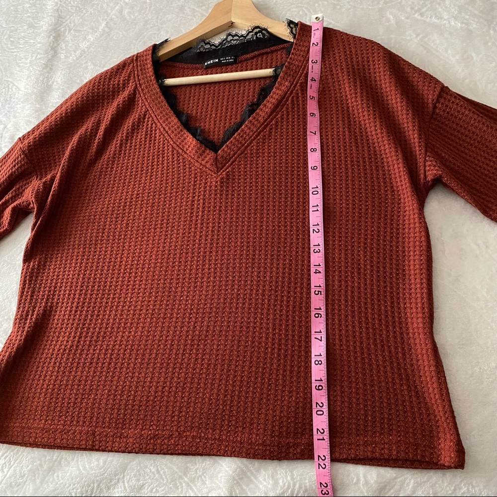 Eyelash Lace Trim V-Neck Waffle Top - Picture 4 of 10